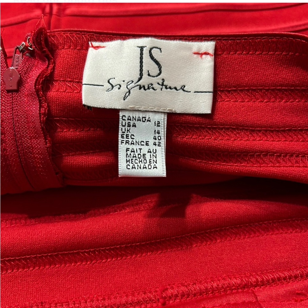 JS SIGNATURE Red Ruched Halter Tank Top - Picture 4 of 6